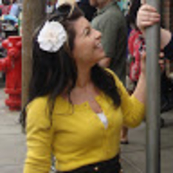 Meet your Posher, Jocelyn - Picture 1 of 1